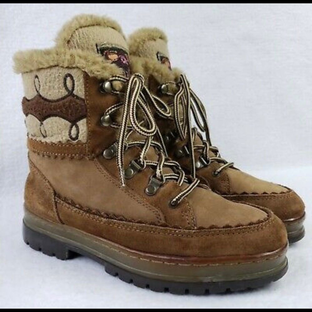Arapaho Buffy insulated hiking boots size 7.5